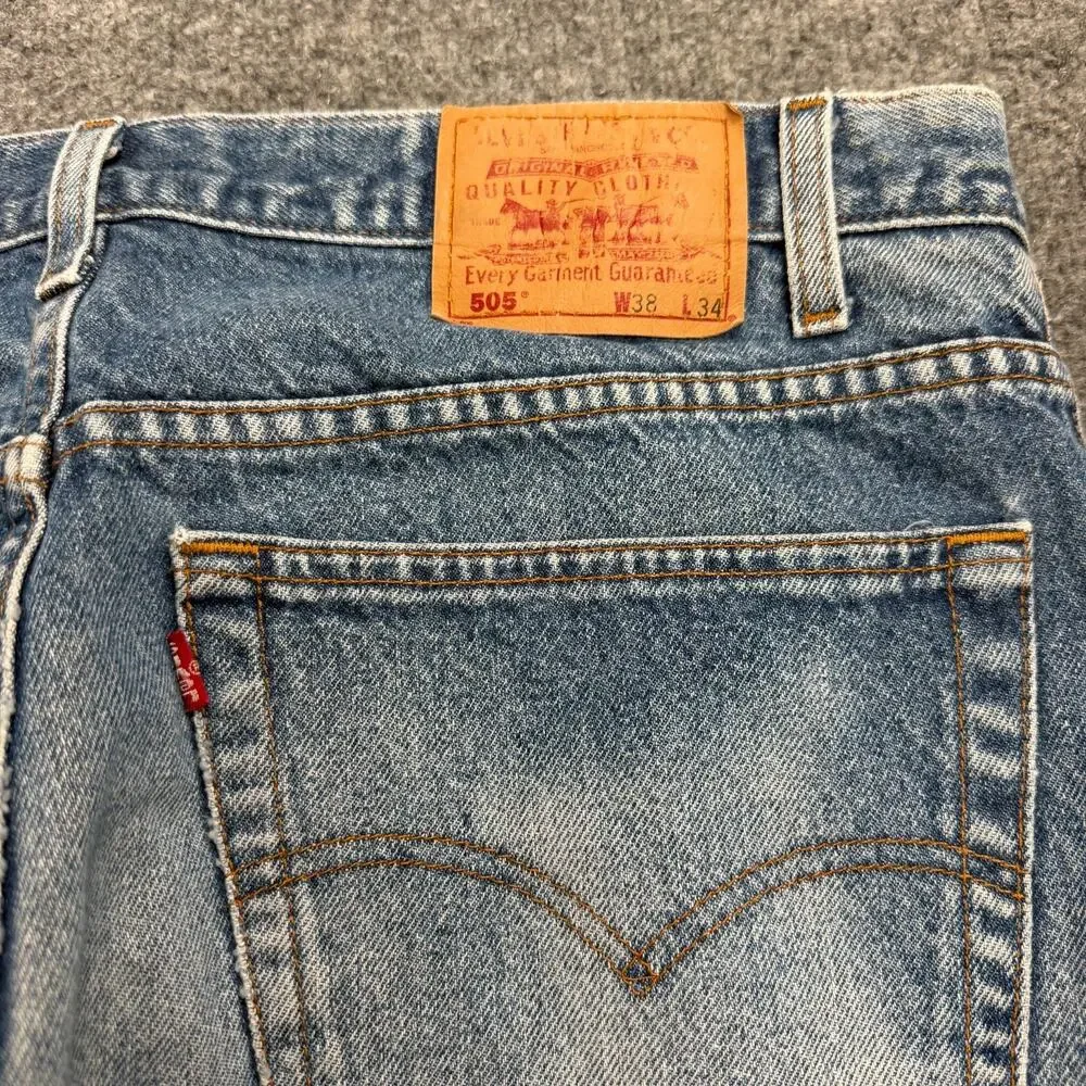 Levis title levi
